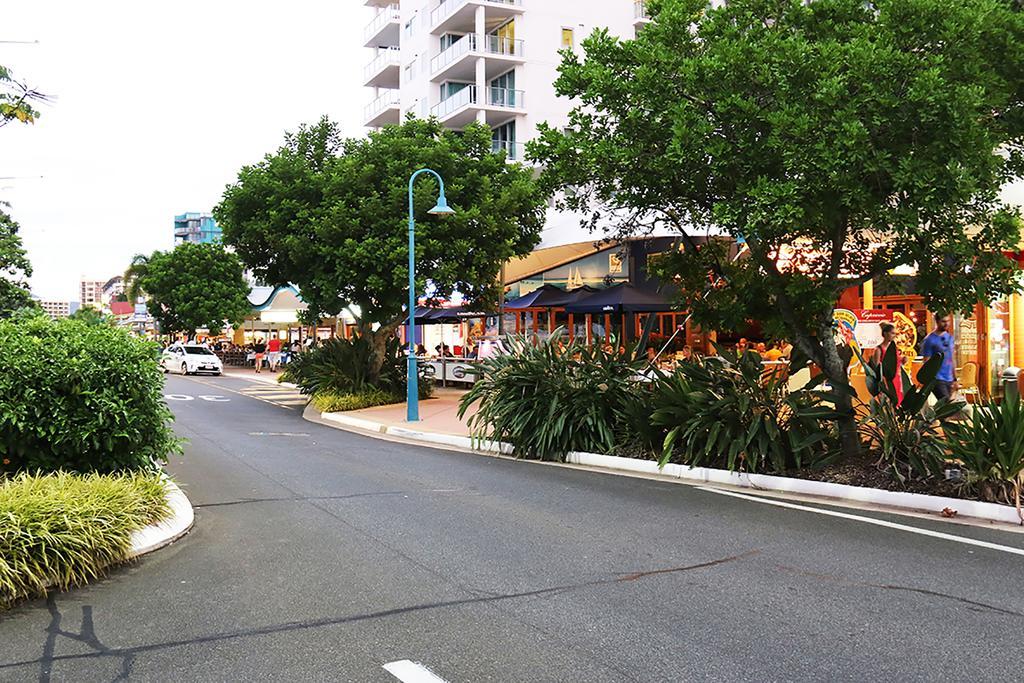 Cairns Aquarius Aparthotel Exterior photo