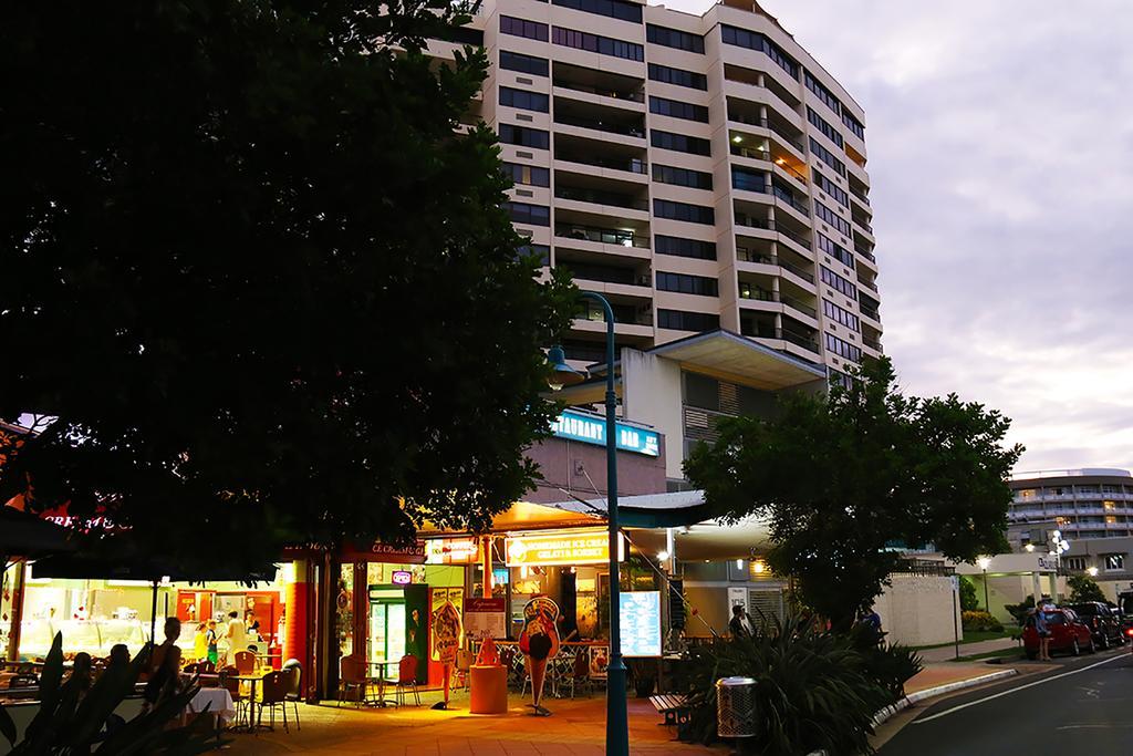 Cairns Aquarius Aparthotel Exterior photo